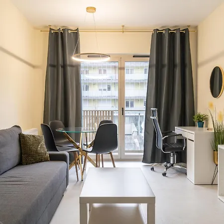 Rentplanet - Czysta Apartment Wroclaw